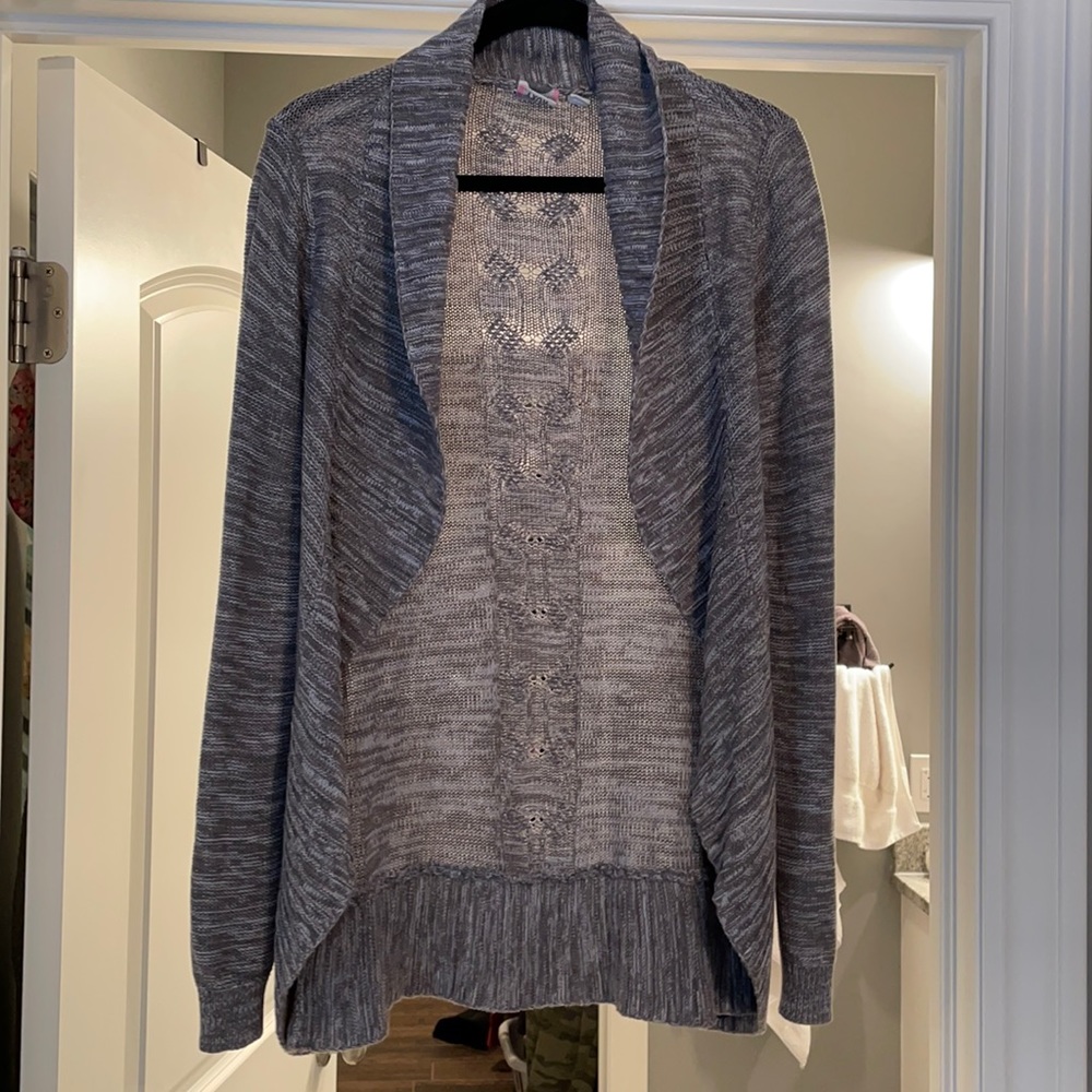 Roxy gray marbled cardigan. Size XL.